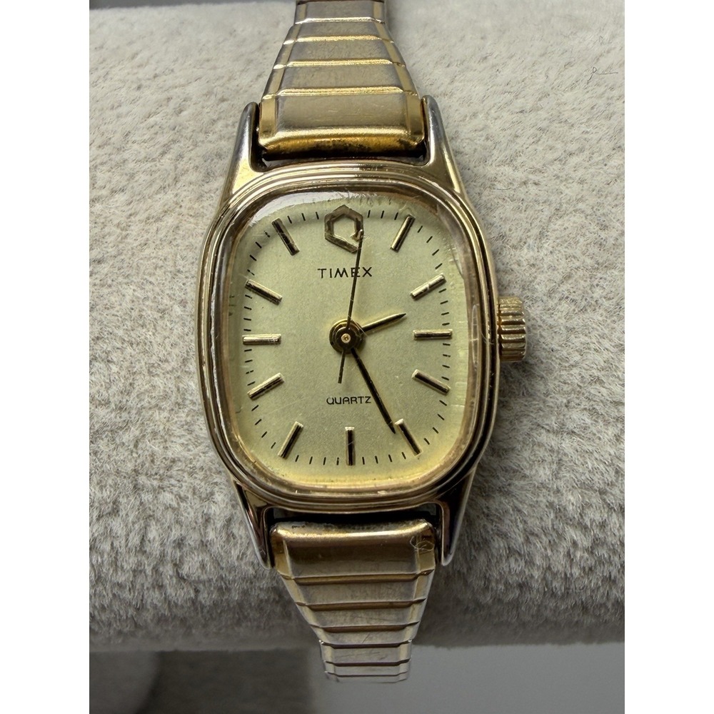Timex Q New Battery S Cell Ladies Watch Vintage‎ 17MM 6" Stretch Band